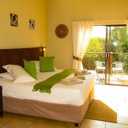 Umkhumbi Lodge Hluhluwe Extérieur photo