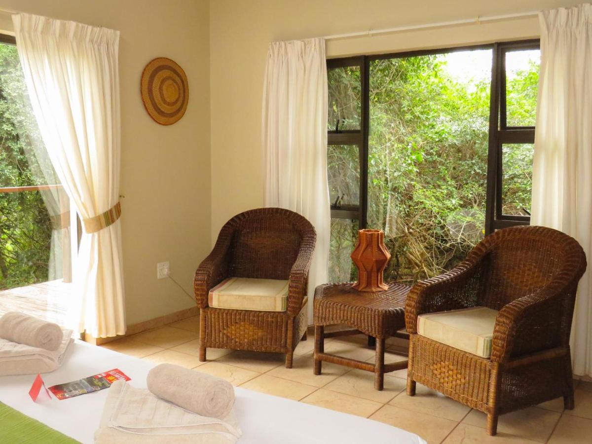 Umkhumbi Lodge Hluhluwe Extérieur photo