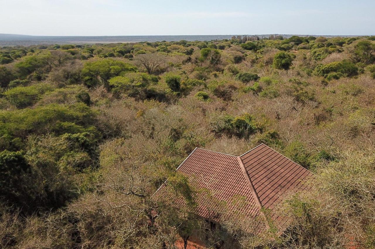 Umkhumbi Lodge Hluhluwe Extérieur photo